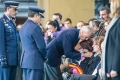 ministro de Defensa, Pedro Morenés, entrega medalla postuma y bandera a la viuda del piloto fallecido en accidente aerero en  base militar talavera,