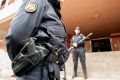 policia nacional, policia cientifica intervienen en suerte de saavedra, calle olof palmez, por agresion con arma blanca